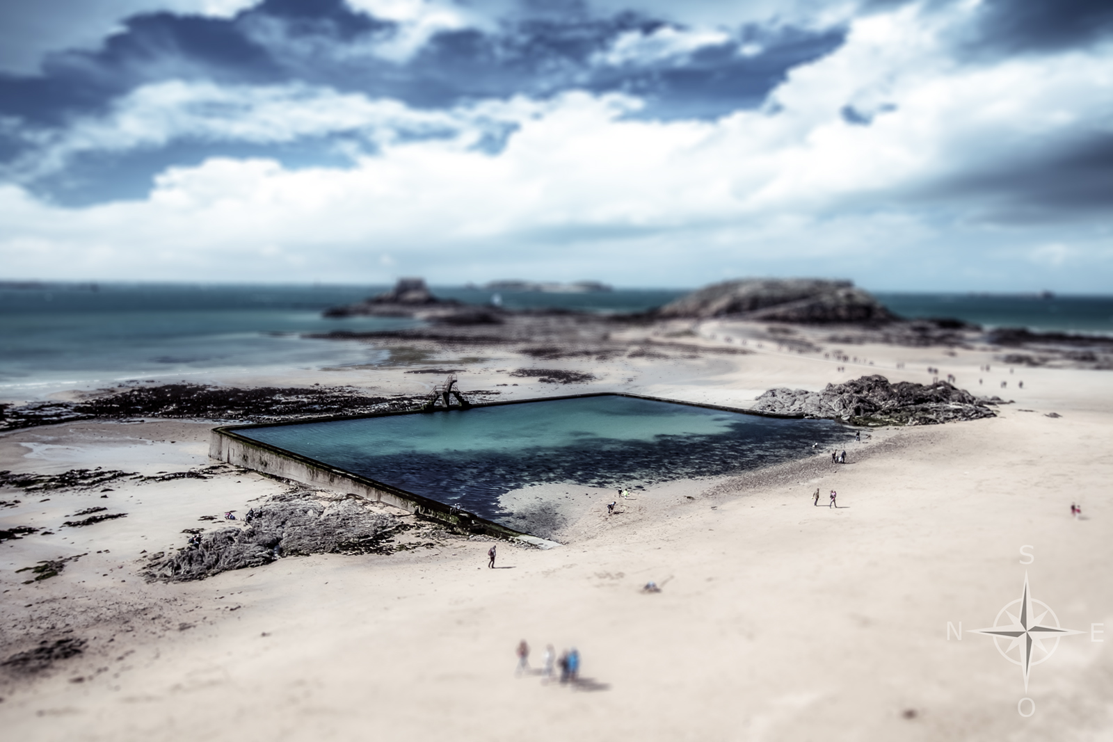 Série photographique DIMANCHE, ON SE BAIGNE par Philippe Séon